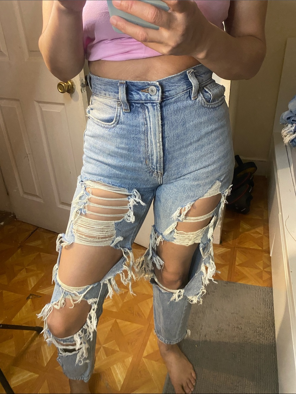 American Eagle Outfitters Light Blue Distressed High-Waist Ripped Jeans